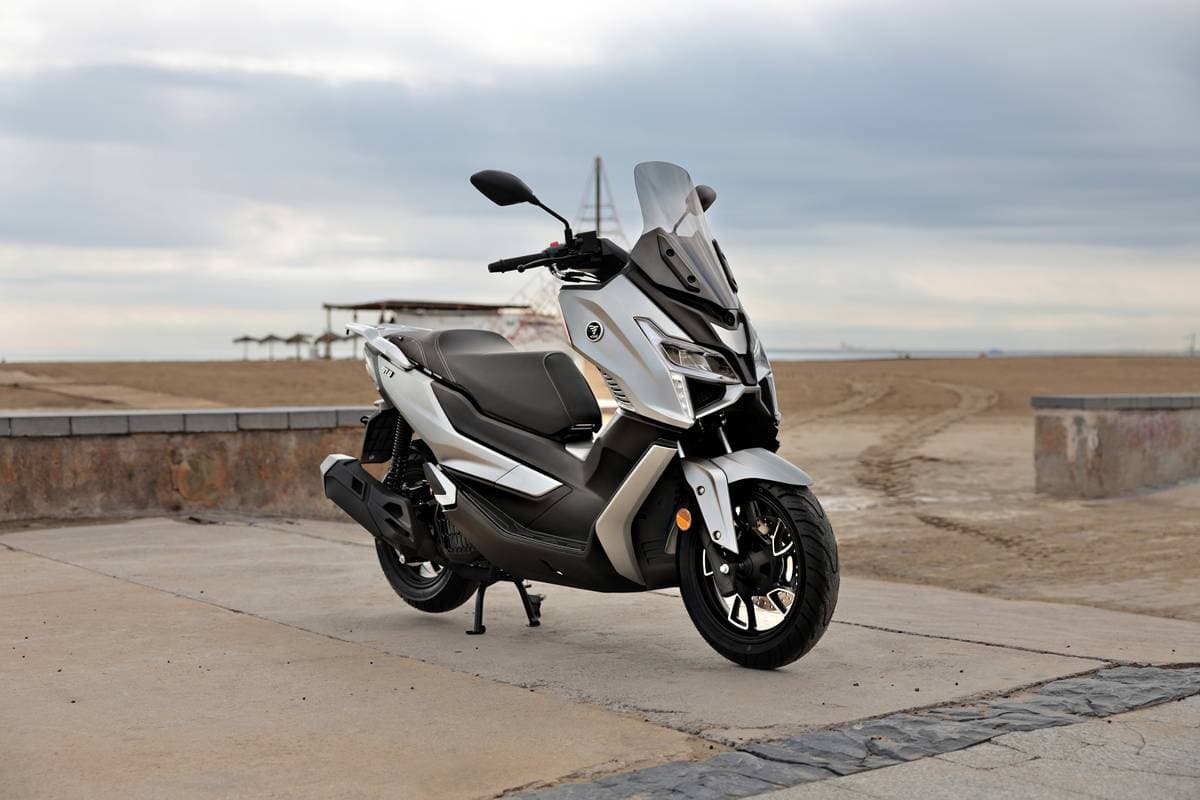 Detalle de SR1 125 Voge 8